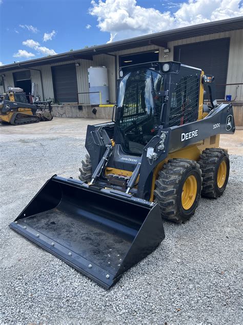 Used John Deere 320G Skid Steers for Sale (67 listings)